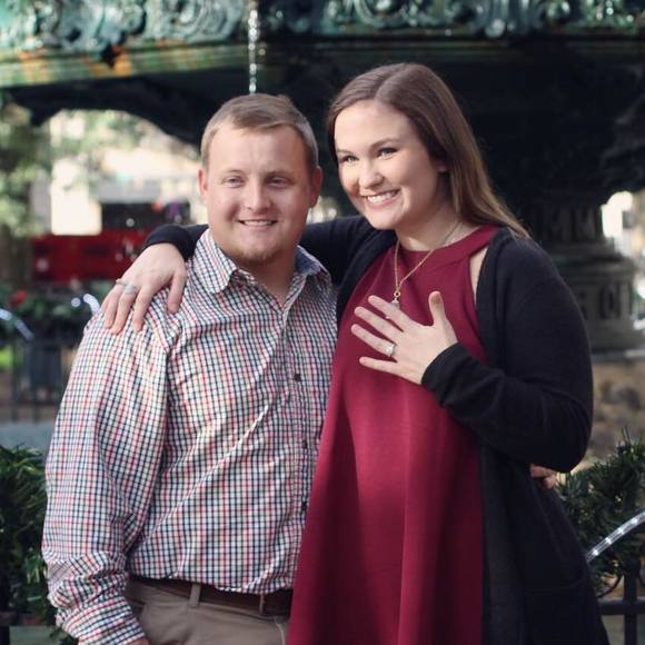 Meet your Posher, Tori - Picture 1 of 1